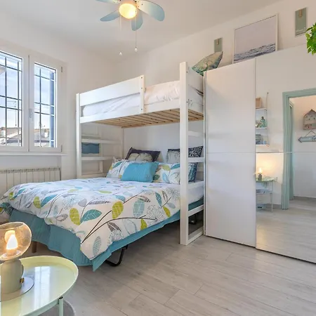 Guesthost - Parco Del Sole Flat With Terrace Apartman *