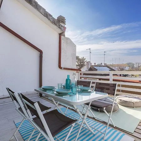Guesthost - Parco Del Sole Flat With Terrace Апартаменты *