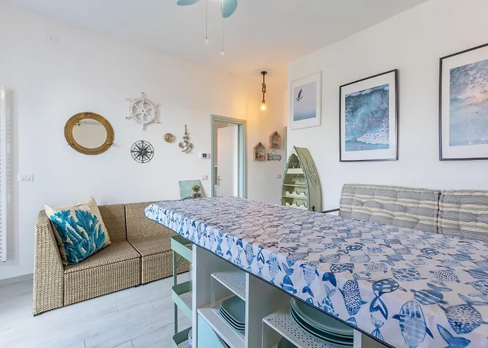 شقة Guesthost - Parco Del Sole Flat With Terrace *