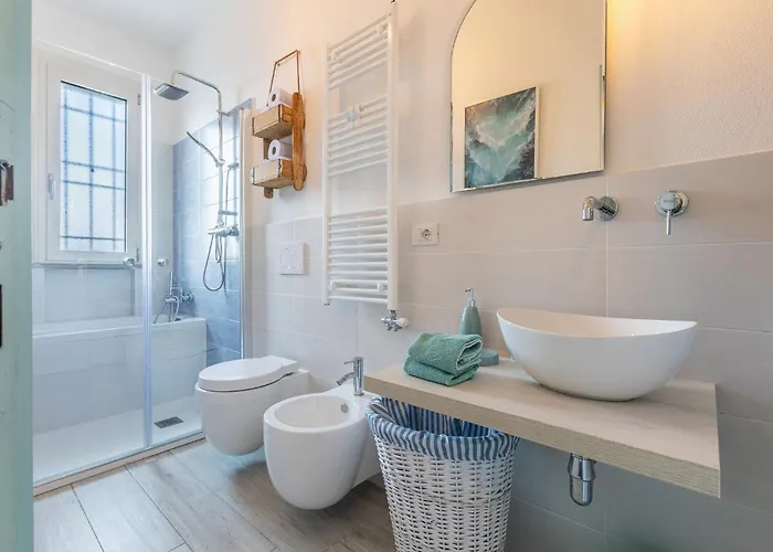 شقة Guesthost - Parco Del Sole Flat With Terrace *