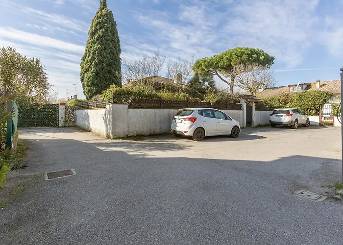 شقة Guesthost - Parco Del Sole Flat With Terrace
